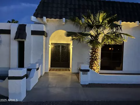 Exterior - 3951 E Sequoia Trl, Phoenix, AZ 85044 photo 13 of 15