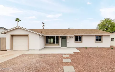 8334 E Palm Ln, Scottsdale, AZ 85257