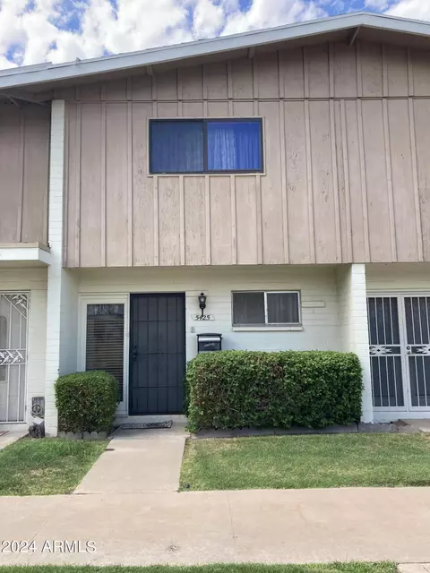 5425 N Black Cyn Hwy, Phoenix, AZ 85015