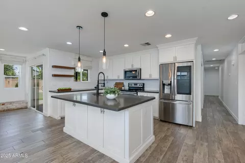 1820 W Seldon Way, Phoenix, AZ 85021 photo 7