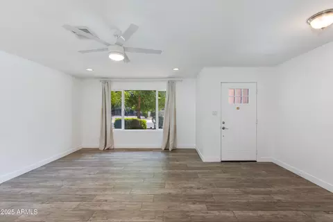 1820 W Seldon Way, Phoenix, AZ 85021 photo 5