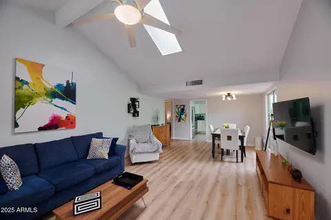 6626 N Majorca Way E, Phoenix, AZ 85016 photo 10