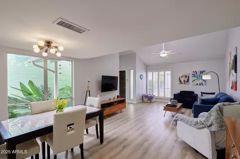 6626 N Majorca Way E, Phoenix, AZ 85016 photo 7