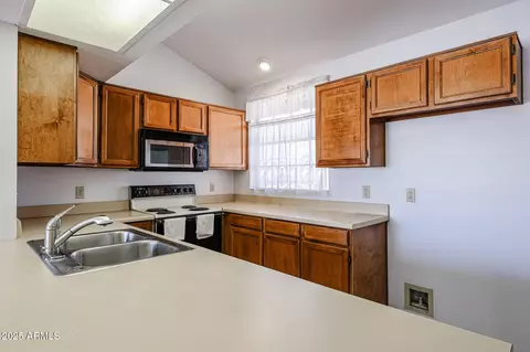 812 E Piute Ave, Phoenix, AZ 85024 photo 9