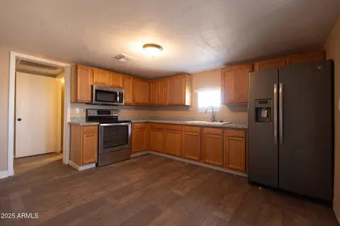 349 E Central Ave, Coolidge, AZ 85128 photo 11