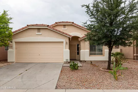 9319 W Crown King Rd, Tolleson, AZ 85353