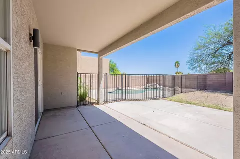 3233 E Sequoia Dr, Phoenix, AZ 85050 photo 36