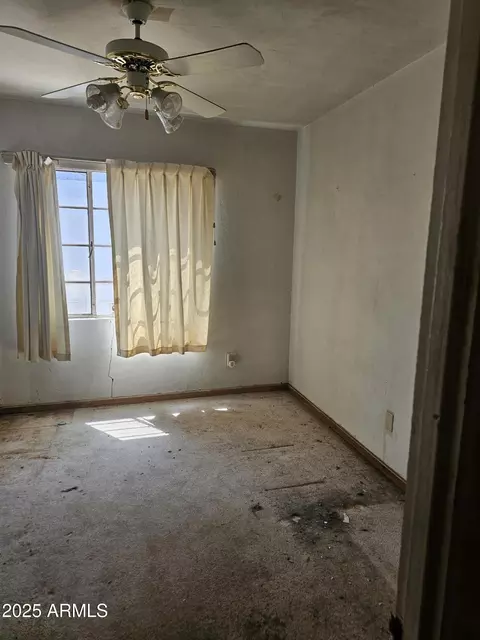 Bedroom - 1630 E Catalina Dr, Phoenix, AZ 85016 photo 3 of 5