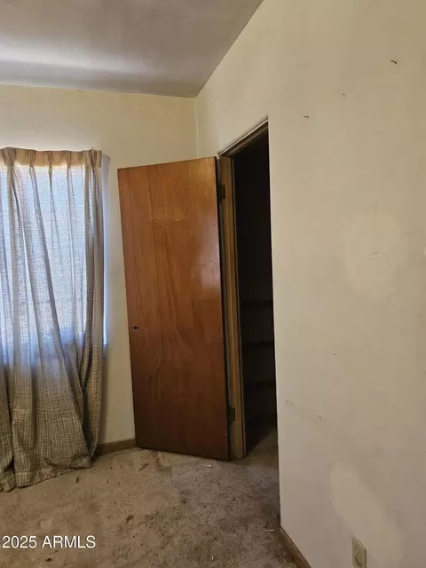 Bedroom - 1630 E Catalina Dr, Phoenix, AZ 85016 photo 4 of 5