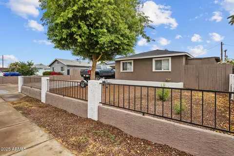 5519 W Campbell Ave, Phoenix, AZ 85031