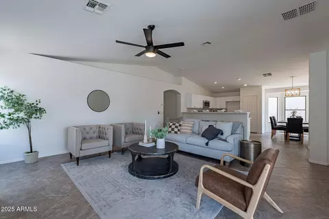 6432 S 23rd Ave, Phoenix, AZ 85041
