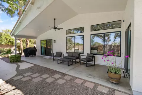 108 E Horseshoe Ave, Gilbert, AZ 85296 photo 30