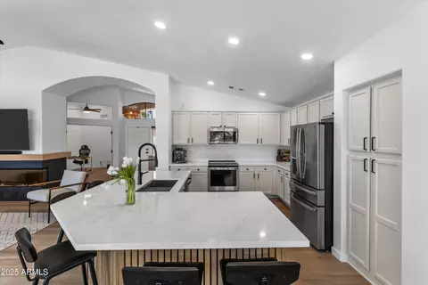 108 E Horseshoe Ave, Gilbert, AZ 85296 photo 12
