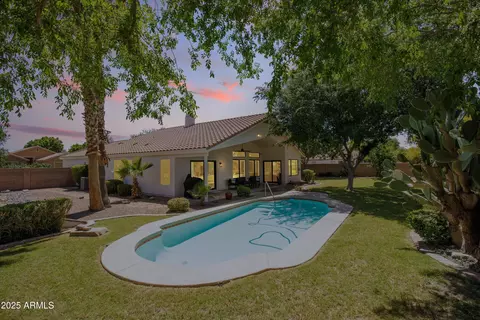 108 E Horseshoe Ave, Gilbert, AZ 85296 photo 6