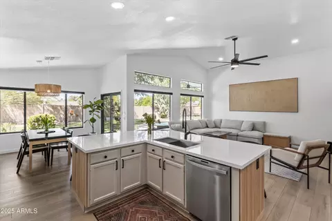 108 E Horseshoe Ave, Gilbert, AZ 85296 photo 14