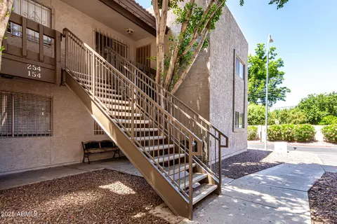 520 N Stapley Dr #253, Mesa, AZ 85203