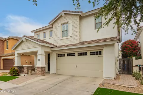 Exterior - 3308 E Jasper Dr, Gilbert, AZ 85296 photo 3 of 10