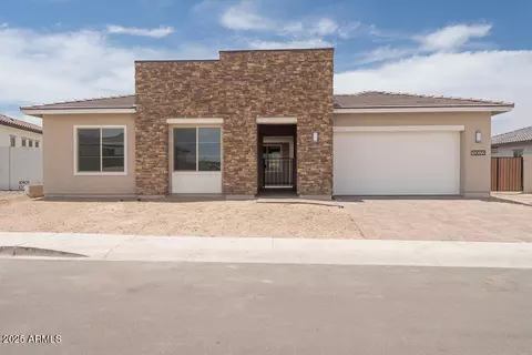 10022 S 37th Ave, Laveen, AZ 85339