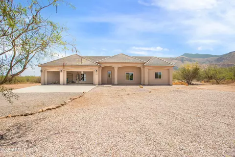 3076 E Anika Way, Hereford, AZ 85615