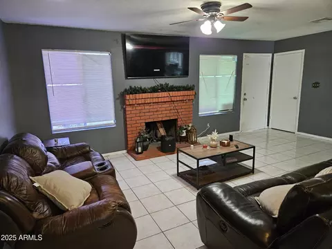 Living - 4507 E Saint Catherine Ave, Phoenix, AZ 85042 photo 3 of 3