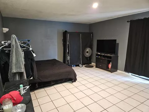 Bedroom - 4507 E Saint Catherine Ave, Phoenix, AZ 85042 photo 4 of 4