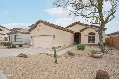 6617 W Cavedale Dr, Phoenix, AZ 85083