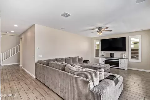 Entry Way - 9764 E Radioactive Dr, Mesa, AZ 85212 photo 3 of 6