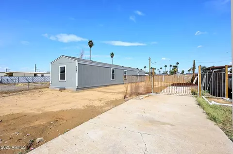 7041 N 80th Dr, Glendale, AZ 85303