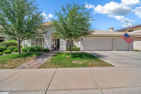 3440 E Topeka Dr, Phoenix, AZ 85050