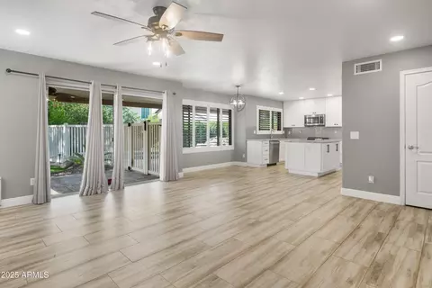 Living - 4226 E Stanford Ave, Gilbert, AZ 85234 photo 6 of 9