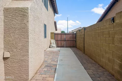 Exterior - 4226 E Stanford Ave, Gilbert, AZ 85234 photo 3 of 6