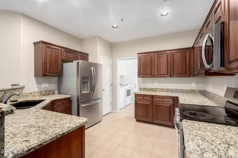7516 S 31st Pl, Phoenix, AZ 85042