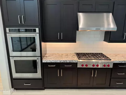 Kitchen - 2735 E Kingbird Dr, Gilbert, AZ 85297 photo 2 of 3