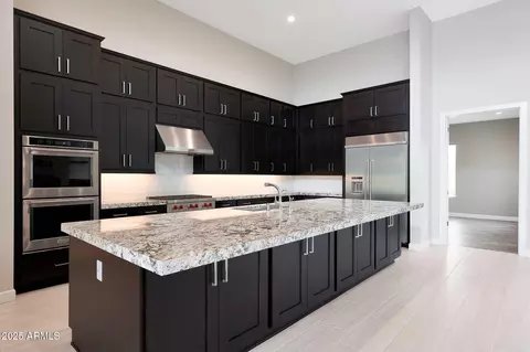 Kitchen - 2735 E Kingbird Dr, Gilbert, AZ 85297 photo 1 of 3