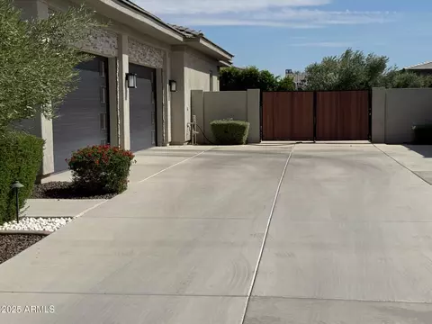 Exterior - 2735 E Kingbird Dr, Gilbert, AZ 85297 photo 12 of 12