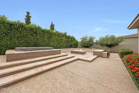 Exterior - 2735 E Kingbird Dr, Gilbert, AZ 85297 photo 10 of 12