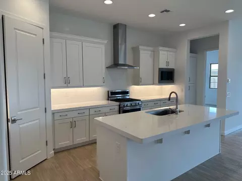 Kitchen - 3738 E Rochelle Cir, Mesa, AZ 85213 photo 1 of 1