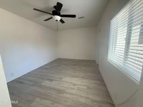 Living - 1524 E Cortez St, Phoenix, AZ 85020 photo 1 of 3