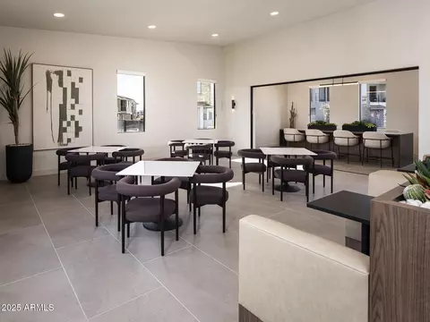 2121 W Sonoran Desert Dr #43, Phoenix, AZ 85085