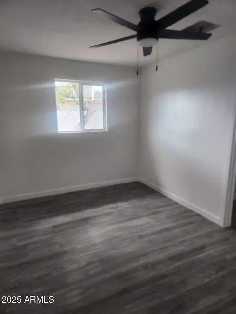 138 E Monte Way, Phoenix, AZ 85042 photo 19