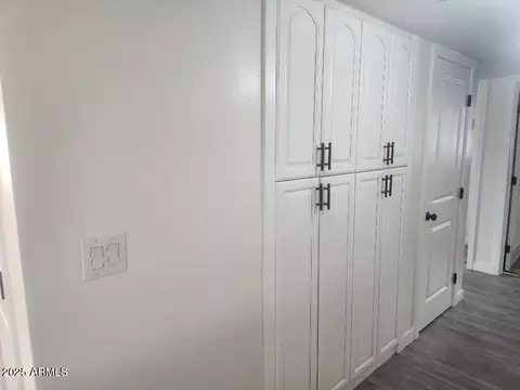 138 E Monte Way, Phoenix, AZ 85042 photo 10