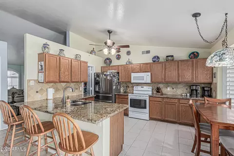 Kitchen - 3059 E Tyson Ct, Gilbert, AZ 85295 photo 1 of 3