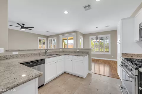 Kitchen - 3565 E Meadowview Dr, Gilbert, AZ 85298 photo 3 of 3