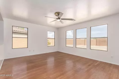 304 E Beth Dr, Phoenix, AZ 85042 photo 12