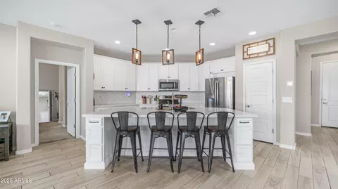 Kitchen - 2822 E Hidalgo Ave, Phoenix, AZ 85040 photo 1 of 5