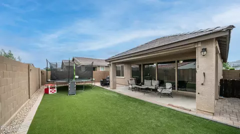 Exterior - 2822 E Hidalgo Ave, Phoenix, AZ 85040 photo 4 of 5