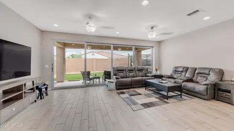 Living - 2822 E Hidalgo Ave, Phoenix, AZ 85040 photo 1 of 1