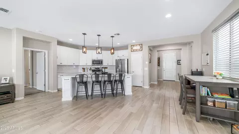 Entry Way - 2822 E Hidalgo Ave, Phoenix, AZ 85040 photo 1 of 1