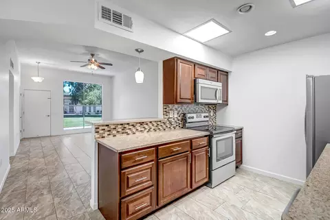 13424 N Emberwood Dr, Sun City, AZ 85351