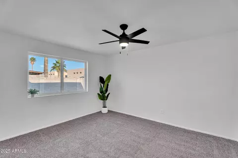 607 E Holmes Ave, Mesa, AZ 85204 photo 11